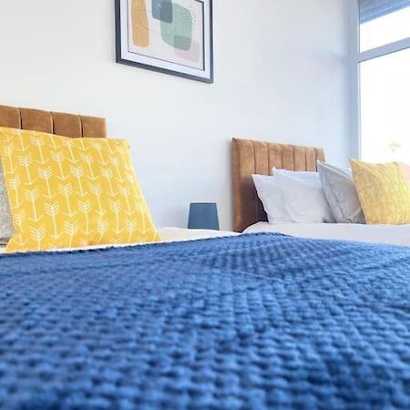 1 Bedroom Apartment - Flitwick - Contractor Friendly - Tourist Ready - Full Kitchen - Wifi - Smart Tv - Sofa Bed - Free Parking - Ideal For Short Or Long Stays Exterior foto